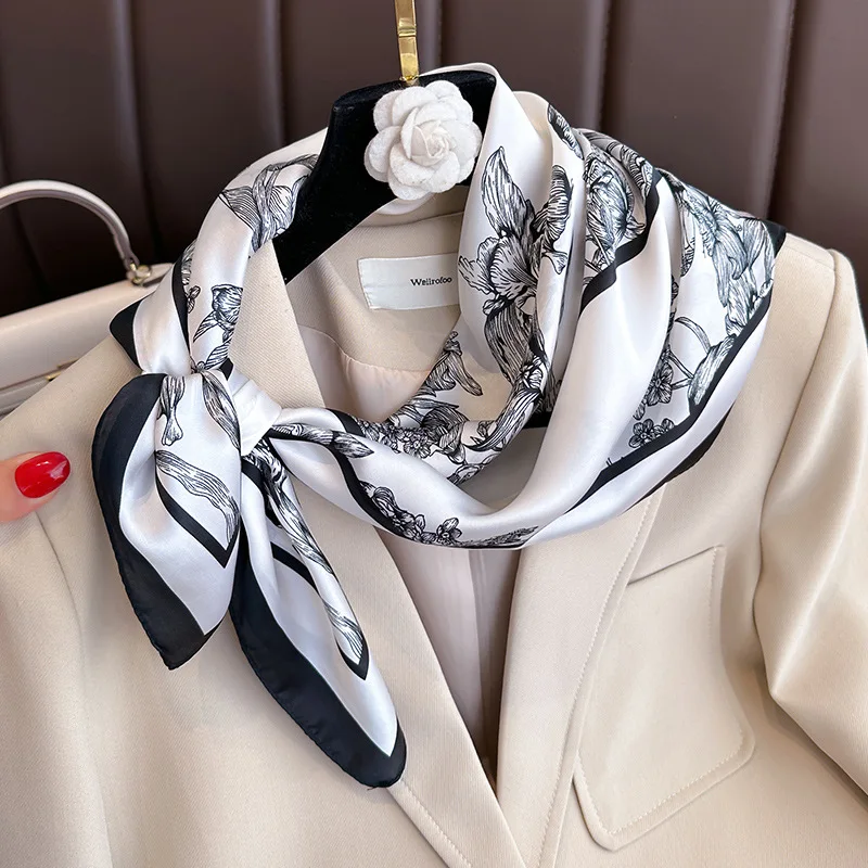 Bufanda cuadrada de seda con e - Luxury Bags China reseña y precio
